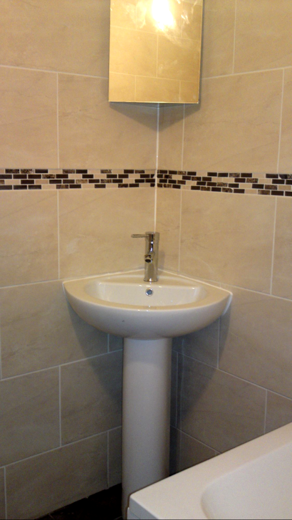 New wash basin installation with tiling, by Northallerton based handyman Wayne Hudson